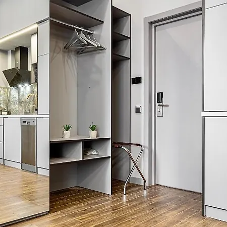 Family Boutique 3 * Lvov