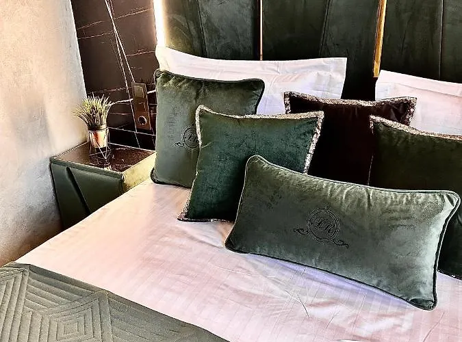 Apartment Family Boutique 3 *